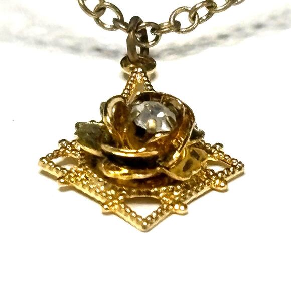 Vintage Edwardian Style Lavalier Pendant Necklace Rhinestone Gold Tone Delicate - Picture 2 of 6